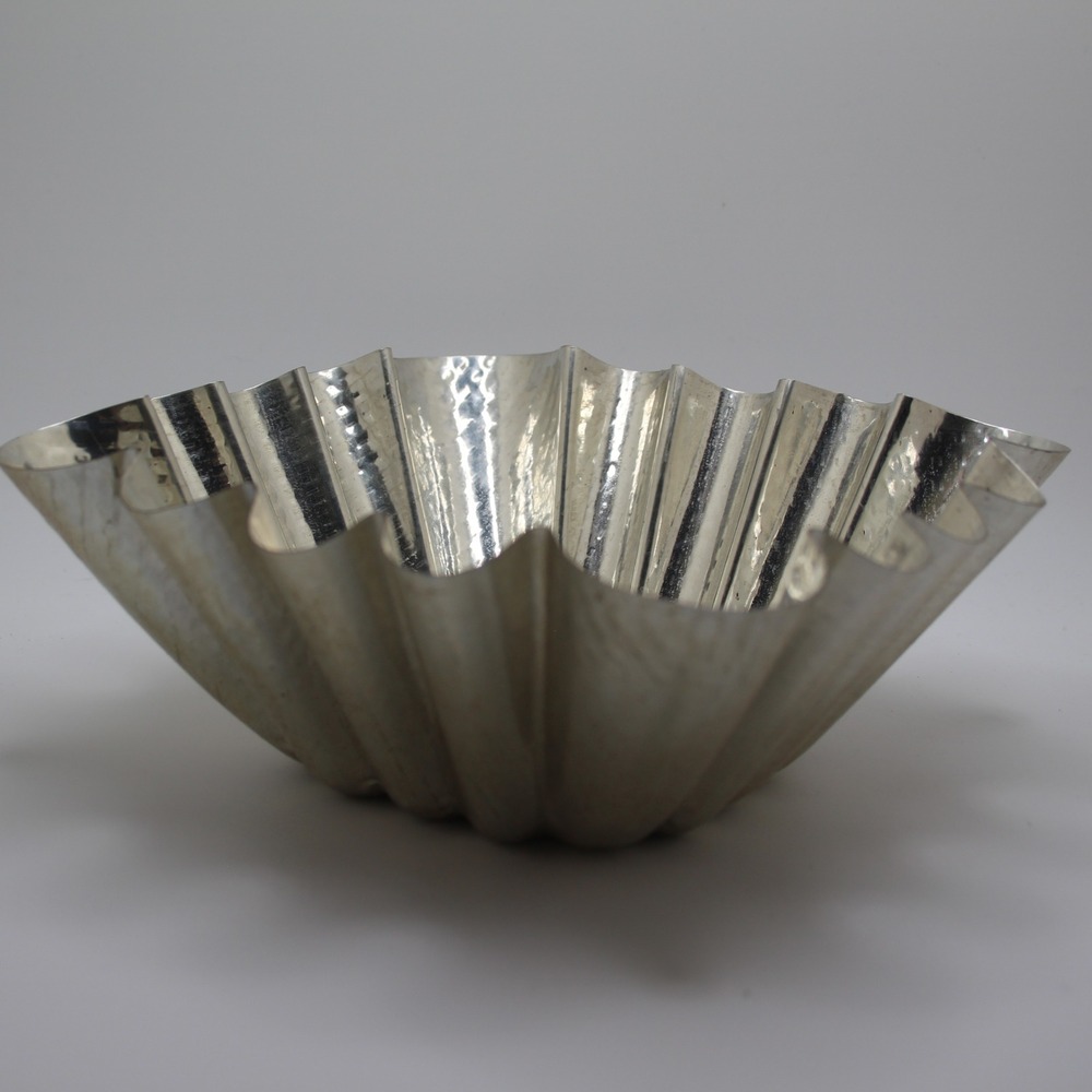 Vintage Hammered Aluminum Jelly Mold Fluted Design‎ Pan Decor Farmhouse Kitchen